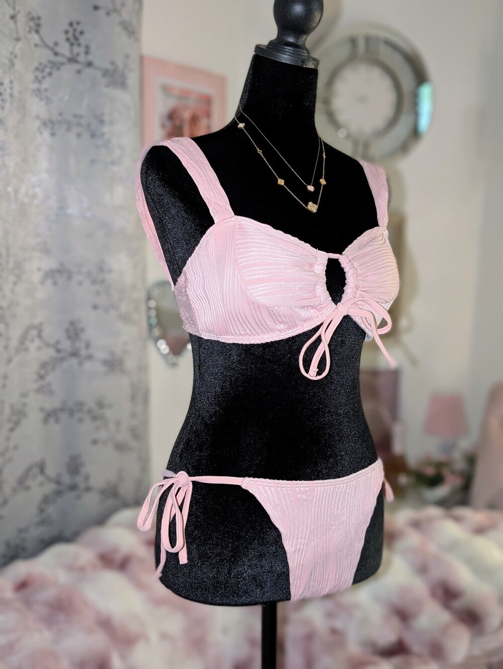Sea Molly Textured Pink Tie-Front Bandeaux Bikini Set In Pink🩷